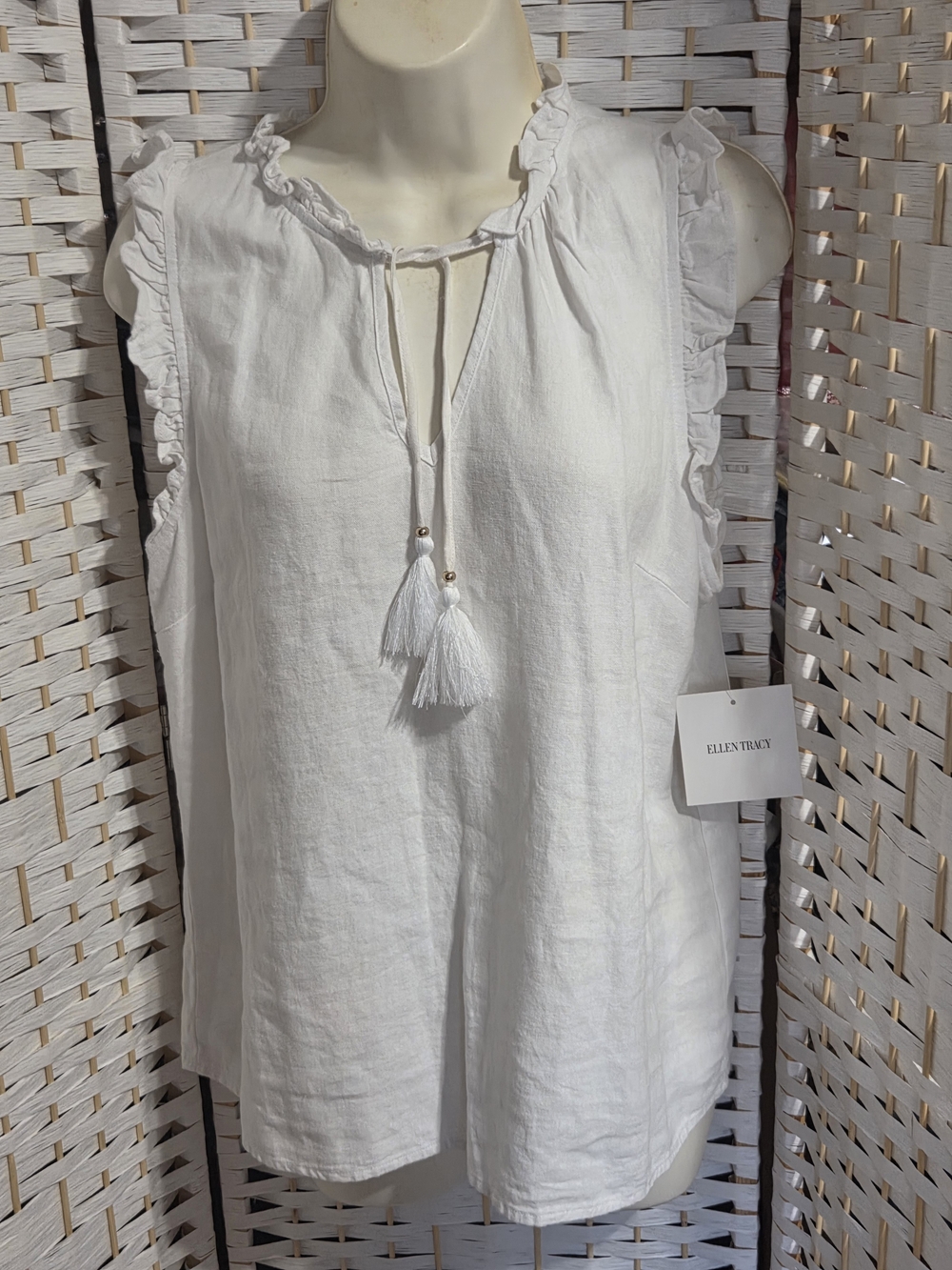 Ellen Tracy White Ruffle Tie-Front Women’s Top
